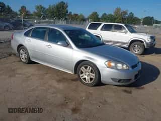 2011 Chevrolet Impala LT Retail z VIN 2G1WB5EK3B1136215, wystawiony jako IAAI lot #43389565 z przebiegiem 158 381 mil mil oraz . Historia ofert i sprzedaży dostępna na DreamBid. Obrazek 1.