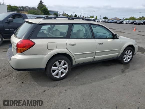 ✅ 2006 Subaru Legacy Outback Limited • VIN: 4S4BP62C066347019 • Лот: 54782005. Опубликован ранее на Copart с пробегом 200 110 миль. Бесплатный доступ к архиву аукционных продаж из США и подробный отчёт об истории автомобиля на DreamBid. Изображение 3.
