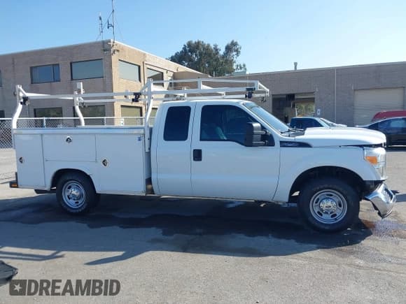 ✅ 2014 Ford F-250 XL • VIN: 1FT7X2A66EEA48248 • Lot: 42230951. Listed on IAAI with 180,785 mi. Free auction sales archive from the USA and detailed vehicle history report at DreamBid. Image 13.