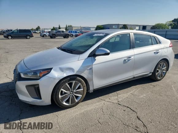 ✅ 2017 Hyundai Ioniq Limited • VIN: KMHC85LC4HU035746 • Lot: 71529175. Listed on Copart with 73,111 mi. Free auction sales archive from the USA and detailed vehicle history report at DreamBid. Image 1.