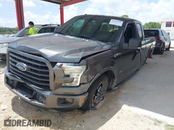 ✅ 2015 Ford F-150 XL • VIN: 1FTEX1CP2FFB95489 • Lot: 42463991. Wystawiony na IAAI z przebiegiem 164 981 mil. Bezpłatny archiwum sprzedaży aukcyjnych z USA i szczegółowy raport historii pojazdu na DreamBid. Zdjęcie 6.