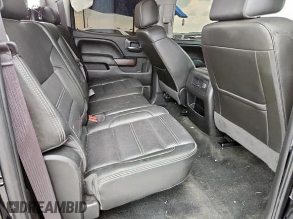 ✅ 2017 GMC Sierra 1500 Denali • VIN: 3GTU2PEJ1HG243460 • Лот: 70021725. Опубликован ранее на Copart с пробегом 139 403 миль. Бесплатный доступ к архиву аукционных продаж из США и подробный отчёт об истории автомобиля на DreamBid. Изображение 10.