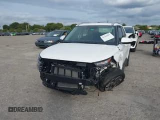 ✅ 2024 Hyundai Venue SEL • VIN: KMHRC8A30RU285015 • Lot: 41362985. Listed on IAAI with 2,956 mi. Free auction sales archive from the USA and detailed vehicle history report at DreamBid. Image 6.