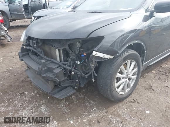 ✅ 2020 Nissan Rogue S • VIN: 5N1AT2MT8LC787192 • Lot: 43526288. Wystawiony na IAAI z przebiegiem 233 457 mil. Bezpłatny archiwum sprzedaży aukcyjnych z USA i szczegółowy raport historii pojazdu na DreamBid. Zdjęcie 6.