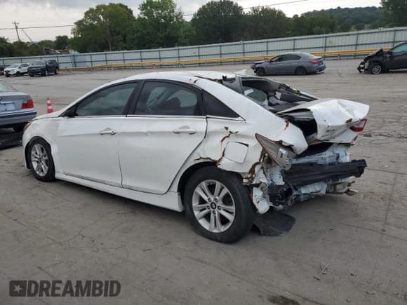 ✅ 2014 Hyundai Sonata GLS • VIN: 5NPEB4AC9EH894669 • Lot: 63204984. Listed on Copart with 110,028 mi. Free auction sales archive from the USA and detailed vehicle history report at DreamBid. Image 2.