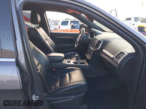 ✅ 2015 Jeep Grand Cherokee Overland • VIN: 1C4RJFCG3FC697994 • Lot: 40526924. Listed on IAAI with 199,275 mi. Free auction sales archive from the USA and detailed vehicle history report at DreamBid. Image 5.