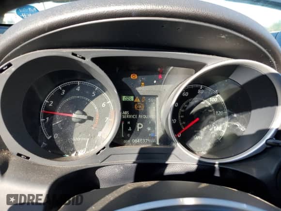 2015 Mitsubishi Outlander ES с VIN 4A4AR3AU1FE041206, выставлен на аукционе Copart как лот 84642205 с пробегом 84 637 миль миль и Списание • Salvage title. История ставок и продаж доступна на DreamBid. Изображение 9.