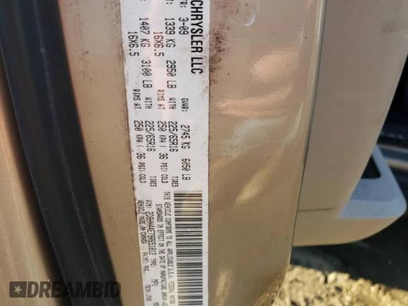 2009 Dodge Grand Caravan SE with VIN 2D8HN44E79R651812, listed as a Copart auction lot 85851955 with 253,916 mi miles and Salvage title. Bid and sale history available at DreamBid. Image 13.