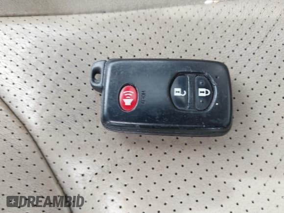 ✅ 2012 Toyota RAV4 Limited • VIN: 2T3DK4DV2CW077624 • Lot: 41973631. Listed on IAAI with 124,394 mi. Free auction sales archive from the USA and detailed vehicle history report at DreamBid. Image 11.