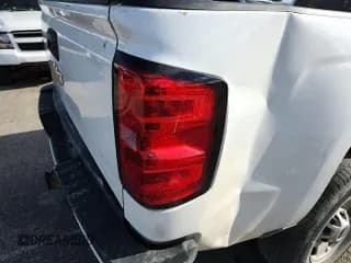 ✅ 2019 Chevrolet Silverado 2500HD Work Truck • VIN: 2GC2CREG0K1167928 • Lot: 42889697. Wystawiony na IAAI z przebiegiem 167 004 mil. Bezpłatny archiwum sprzedaży aukcyjnych z USA i szczegółowy raport historii pojazdu na DreamBid. Zdjęcie 1.