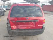 ✅ 2005 Ford Escape XLT • VIN: 1FMCU03105DA26924 • Lot: 43757177. Listed on IAAI with 198,875 mi. Free auction sales archive from the USA and detailed vehicle history report at DreamBid. Image 16.