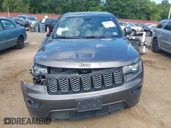 ✅ 2019 Jeep Grand Cherokee Laredo • VIN: 1C4RJFAGXKC625851 • Lot: 42804845. Wystawiony na IAAI z przebiegiem 77 303 mil. Bezpłatny archiwum sprzedaży aukcyjnych z USA i szczegółowy raport historii pojazdu na DreamBid. Zdjęcie 12.