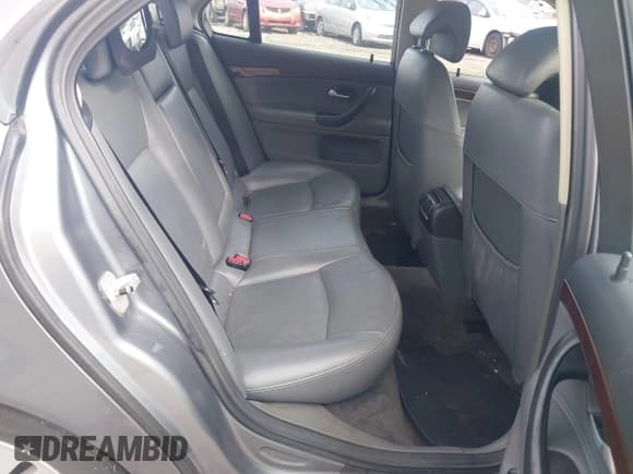 ✅ 2007 Saab 9-3 • VIN: YS3FD49Y871118003 • Lot: 42741778. Wystawiony na IAAI z przebiegiem 264 539 mil. Bezpłatny archiwum sprzedaży aukcyjnych z USA i szczegółowy raport historii pojazdu na DreamBid. Zdjęcie 8.