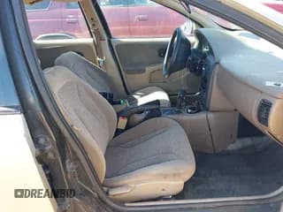 ✅ 2000 Saturn SW • VIN: 1G8ZN8274YZ174642 • Лот: 41877534. Опубликован ранее на IAAI с пробегом 61 045 миль. Бесплатный доступ к архиву аукционных продаж из США и подробный отчёт об истории автомобиля на DreamBid. Изображение 5.