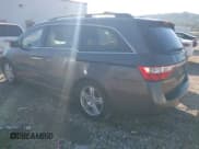 ✅ 2012 Honda Odyssey Touring • VIN: 5FNRL5H94CB038755 • Lot: 43294943. Wystawiony na IAAI z przebiegiem 219 448 mil. Bezpłatny archiwum sprzedaży aukcyjnych z USA i szczegółowy raport historii pojazdu na DreamBid. Zdjęcie 3.