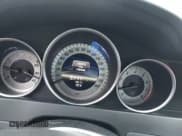 ✅ 2013 Mercedes-Benz C 250 • VIN: WDDGJ4HB0DF992139 • Lot: 42428188. Wystawiony na IAAI z przebiegiem 108 584 mil. Bezpłatny archiwum sprzedaży aukcyjnych z USA i szczegółowy raport historii pojazdu na DreamBid. Zdjęcie 7.