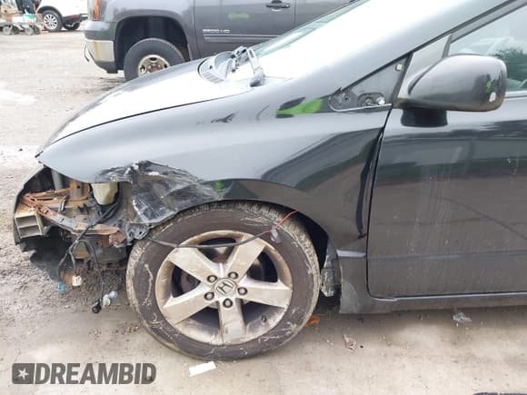 ✅ 2008 Honda Civic EX-L • VIN: 2HGFG12908H505732 • Лот: 43706512. Опубликован ранее на IAAI с пробегом 184 316 миль. Бесплатный доступ к архиву аукционных продаж из США и подробный отчёт об истории автомобиля на DreamBid. Изображение 18.