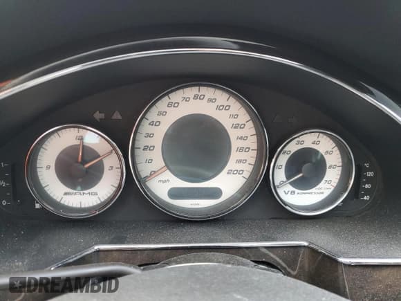 ✅ 2006 Mercedes-Benz CLS 55 AMG • VIN: WDDDJ76X76A038765 • Лот: 65389815. Опубликован ранее на Copart с пробегом Не указан. Бесплатный доступ к архиву аукционных продаж из США и подробный отчёт об истории автомобиля на DreamBid. Изображение 9.