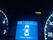 ✅ 2013 Hyundai Genesis 3.8L • VIN: KMHGC4DD0DU212773 • Lot: 43361984. Listed on IAAI with 135,632 mi. Free auction sales archive from the USA and detailed vehicle history report at DreamBid. Image 15.