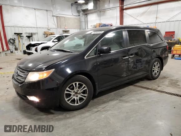 ✅ 2011 Honda Odyssey EX-L • VIN: 5FNRL5H69BB069083 • Lot: 92943425. Listed on Copart with 207,553 mi. Free auction sales archive from the USA and detailed vehicle history report at DreamBid. Image 1.