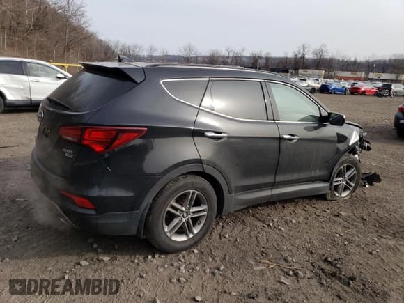 ✅ 2017 Hyundai Santa Fe 2.4L • VIN: 5XYZUDLB2HG460993 • Лот: 41114733. Опубликован ранее на Copart с пробегом 79 861 миль. Бесплатный доступ к архиву аукционных продаж из США и подробный отчёт об истории автомобиля на DreamBid. Изображение 3.