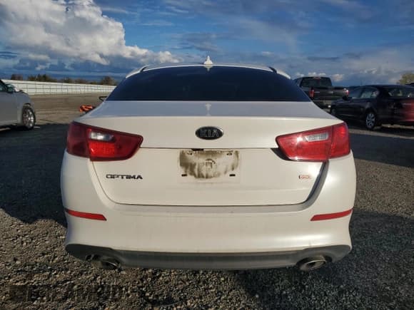 ✅ 2015 Kia Optima LX • VIN: KNAGM4A73F5594761 • Lot: 93263075. Listed on Copart with 125,568 mi. Free auction sales archive from the USA and detailed vehicle history report at DreamBid. Image 6.