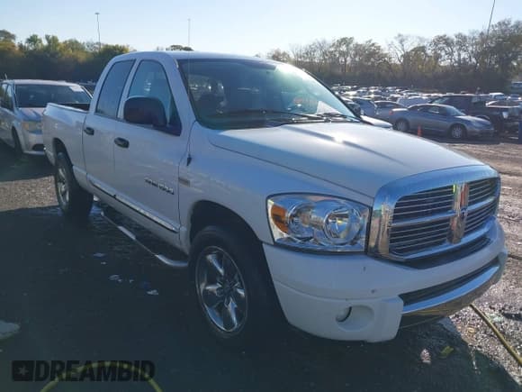 ✅ 2007 Dodge 1500 SLT • VIN: 1D7HA18217S273657 • Lot: 43549018. Wystawiony na IAAI z przebiegiem 148 429 mil. Bezpłatny archiwum sprzedaży aukcyjnych z USA i szczegółowy raport historii pojazdu na DreamBid. Zdjęcie 1.