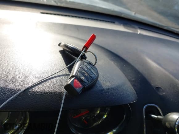 ✅ 2012 Chrysler Town & Country Touring L • VIN: 2C4RC1CG2CR175339 • Lot: 43636872. Wystawiony na IAAI z przebiegiem 194 616 mil. Bezpłatny archiwum sprzedaży aukcyjnych z USA i szczegółowy raport historii pojazdu na DreamBid. Zdjęcie 11.