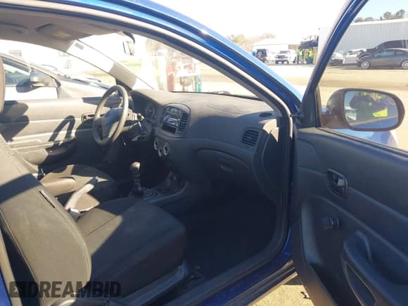 ✅ 2011 Hyundai Accent GS • VIN: KMHCM3AC0BU192667 • Лот: 41305114. Опубликован ранее на IAAI с пробегом 165 453 миль. Бесплатный доступ к архиву аукционных продаж из США и подробный отчёт об истории автомобиля на DreamBid. Изображение 5.