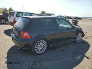 ✅ 2004 Volkswagen R32 • VIN: WVWKG61J84D131805 • Lot: 75456214. Wystawiony na Copart z przebiegiem 177 064 mil. Bezpłatny archiwum sprzedaży aukcyjnych z USA i szczegółowy raport historii pojazdu na DreamBid. Zdjęcie 3.