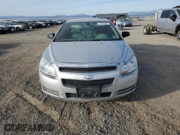 ✅ 2011 Chevrolet Malibu 1LS • VIN: 1G1ZB5E18BF265175 • Lot: 74351094. Listed on Copart with 118,103 mi. Free auction sales archive from the USA and detailed vehicle history report at DreamBid. Image 5.