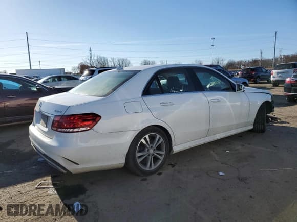 ✅ 2014 Mercedes-Benz E 350 Sport • VIN: WDDHF8JB2EA881579 • Лот: 92401545. Опубликован ранее на Copart с пробегом 153 435 миль. Бесплатный доступ к архиву аукционных продаж из США и подробный отчёт об истории автомобиля на DreamBid. Изображение 3.