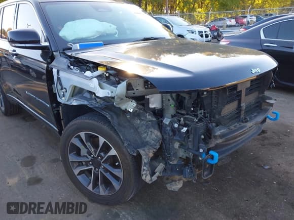 ✅ 2023 Jeep Grand Cherokee Overland • VIN: 1C4RJYD64P8785443 • Lot: 43499710. Listed on IAAI with 18,482 mi. Free auction sales archive from the USA and detailed vehicle history report at DreamBid. Image 19.