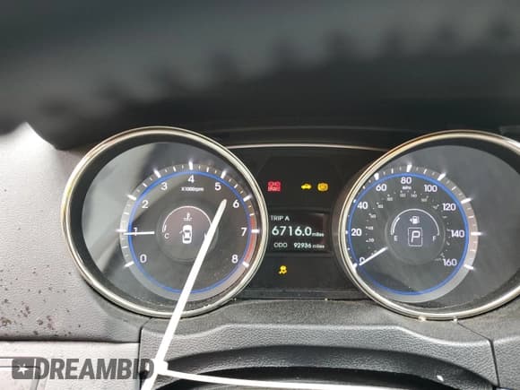 ✅ 2013 Hyundai Sonata SE • VIN: 5NPEC4AC1DH617266 • Lot: 57653945. Listed on Copart with 92,936 mi. Free auction sales archive from the USA and detailed vehicle history report at DreamBid. Image 9.