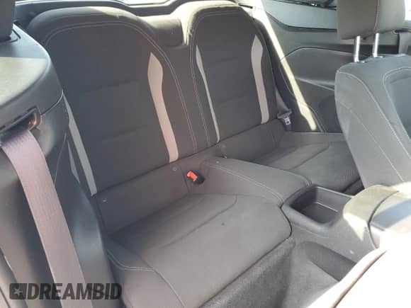 2019 Chevrolet Camaro 1LT с VIN 1G1FB3DS4K0133227, выставлен на аукционе Copart как лот 84468315 с пробегом 58 106 миль миль и Чистый • Clean title. История ставок и продаж доступна на DreamBid. Изображение 10.