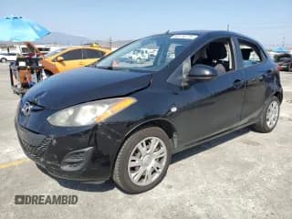 ✅ 2013 Mazda 2 Sport • VIN: JM1DE1KY1D0153035 • Lot: 60116775. Listed on Copart with 83,182 mi. Free auction sales archive from the USA and detailed vehicle history report at DreamBid. Image 1.