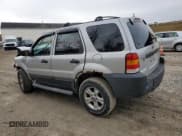 ✅ 2005 Ford Escape XLT • VIN: 1FMYU03175KE32913 • Lot: 90811865. Listed on Copart with Not provided. Free auction sales archive from the USA and detailed vehicle history report at DreamBid. Image 2.