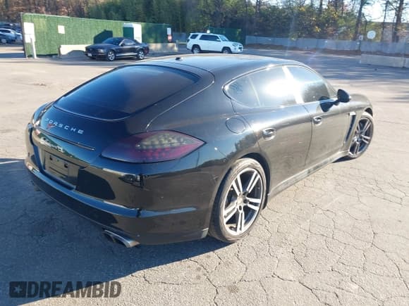 ✅ 2012 Porsche Panamera S • VIN: WP0AB2A77CL062200 • Lot: 43789189. Listed on IAAI with 96,900 mi. Free auction sales archive from the USA and detailed vehicle history report at DreamBid. Image 4.