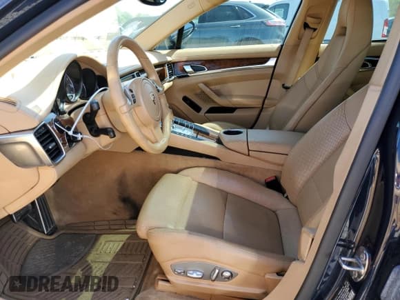 ✅ 2012 Porsche Panamera S • VIN: WP0AB2A75CL061272 • Lot: 55050695. Wystawiony na Copart z przebiegiem 156 293 mil. Bezpłatny archiwum sprzedaży aukcyjnych z USA i szczegółowy raport historii pojazdu na DreamBid. Zdjęcie 7.