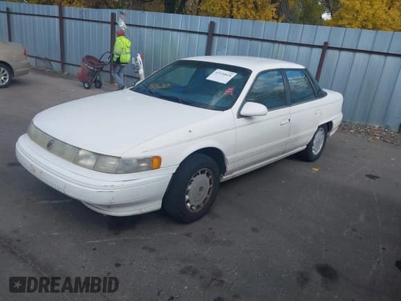 ✅ 1994 Mercury Sable GS • VIN: 1MELM50U6RG647233 • Лот: 43530818. Опубликован ранее на IAAI с пробегом 204 360 миль. Бесплатный доступ к архиву аукционных продаж из США и подробный отчёт об истории автомобиля на DreamBid. Изображение 2.