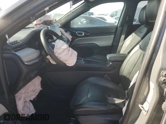 ✅ 2023 Jeep Compass Limited • VIN: 3C4NJDCN4PT566032 • Lot: 84455485. Wystawiony na Copart z przebiegiem 54 523 mil. Bezpłatny archiwum sprzedaży aukcyjnych z USA i szczegółowy raport historii pojazdu na DreamBid. Zdjęcie 7.