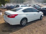 ✅ 2017 Nissan Altima SR • VIN: 1N4AL3AP8HC237957 • Lot: 43158737. Listed on IAAI with 137,417 mi. Free auction sales archive from the USA and detailed vehicle history report at DreamBid. Image 4.