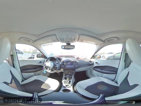 ✅ 2019 Jeep Compass Latitude • VIN: 3C4NJCBB9KT636408 • Lot: 44163665. Wystawiony na Copart z przebiegiem 22 876 mil. Bezpłatny archiwum sprzedaży aukcyjnych z USA i szczegółowy raport historii pojazdu na DreamBid. Zdjęcie 15.