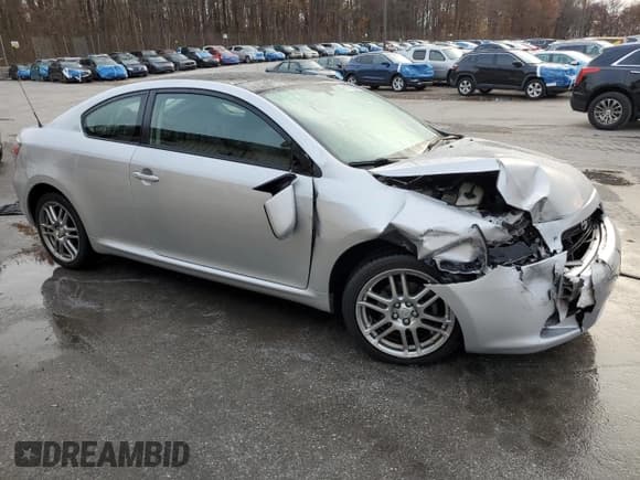 ✅ 2008 Scion tC • VIN: JTKDE167480235552 • Lot: 91978085. Listed on Copart with 114,504 mi. Free auction sales archive from the USA and detailed vehicle history report at DreamBid. Image 4.