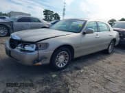 ✅ 2001 Lincoln Town Car Signature • VIN: 1LNHM82W81Y611688 • Lot: 43062033. Listed on IAAI with 160,746 mi. Free auction sales archive from the USA and detailed vehicle history report at DreamBid. Image 17.