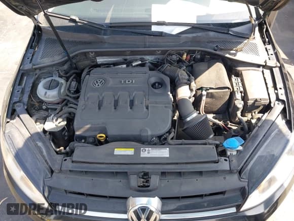 ✅ 2015 Volkswagen Golf S • VIN: 3VW2A7AU6FM046001 • Лот: 42391826. Опубликован ранее на IAAI с пробегом 123 672 миль. Бесплатный доступ к архиву аукционных продаж из США и подробный отчёт об истории автомобиля на DreamBid. Изображение 10.