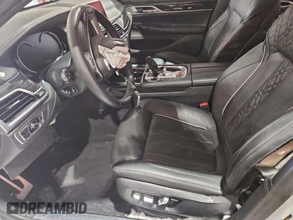 ✅ 2019 BMW 7 Series 750i xDrive • VIN: WBA7B0C55KG527507 • Lot: 94236395. Listed on Copart with 59,293 mi. Free auction sales archive from the USA and detailed vehicle history report at DreamBid. Image 7.