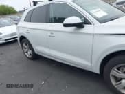 ✅ 2019 Audi Q5 Prestige • VIN: WA1CNAFY4K2070295 • Лот: 42369665. Опубликован ранее на IAAI с пробегом 55 098 миль. Бесплатный доступ к архиву аукционных продаж из США и подробный отчёт об истории автомобиля на DreamBid. Изображение 13.