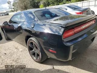 ✅ 2013 Dodge Challenger R/T Plus • VIN: 2C3CDYBT2DH685907 • Lot: 79652254. Wystawiony na Copart z przebiegiem 163 181 mil. Bezpłatny archiwum sprzedaży aukcyjnych z USA i szczegółowy raport historii pojazdu na DreamBid. Zdjęcie 2.