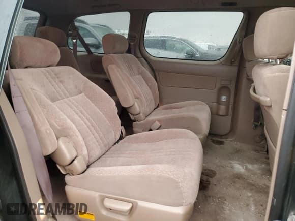 ✅ 2003 Toyota Sienna CE • VIN: 4T3ZF19C53U546172 • Lot: 48580305. Listed on Copart with 250,089 mi. Free auction sales archive from the USA and detailed vehicle history report at DreamBid. Image 11.